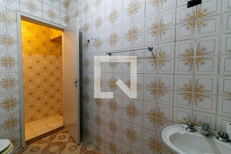 Casa à venda com 125m², 3 quartos e 1 vaga Casa à venda com 125m², 3 quartos e 1 vagaBanheiro