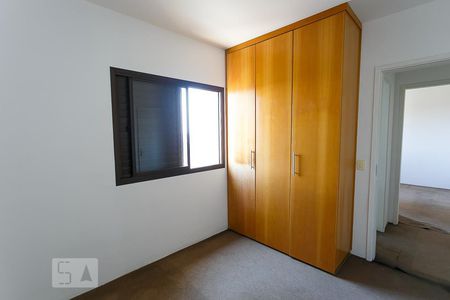 Apartamento à venda com 149m², 4 quartos e 4 vagas Apartamento à venda com 149m², 4 quartos e 4 vagasQuarto 2