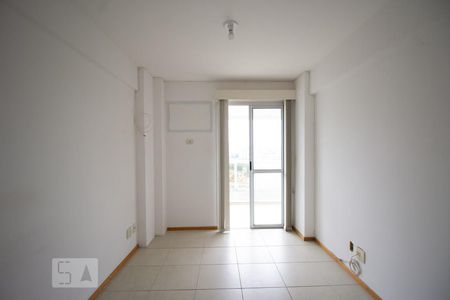 Apartamento à venda com 68m², 2 quartos e 1 vaga Apartamento à venda com 68m², 2 quartos e 1 vagaSuíte