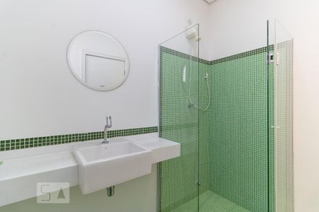 Casa à venda com 240m², 5 quartos e 4 vagasBanheiro Social