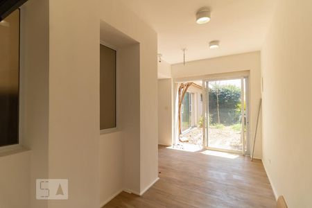 Casa à venda com 240m², 5 quartos e 4 vagasSala 2