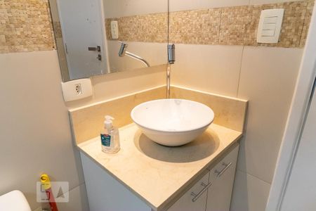 Casa à venda com 240m², 5 quartos e 4 vagasBanheiro da Suíte 3