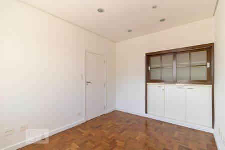 Casa à venda com 240m², 5 quartos e 4 vagasQuarto 4