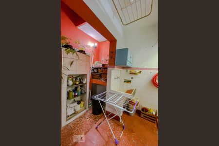 Casa à venda com 123m², 4 quartos e 1 vagaLavanderia