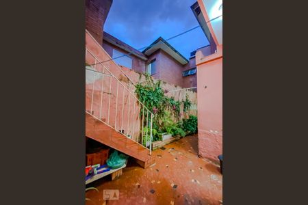 Casa à venda com 123m², 4 quartos e 1 vagaQuintal