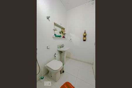 Casa à venda com 123m², 4 quartos e 1 vagaBanheiro da Suite