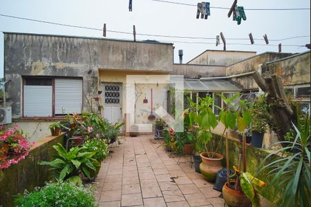 Casa à venda com 175m², 1 quarto e 1 vagaFachada Fundos