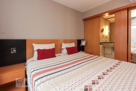 Studio à venda com 33m², 1 quarto e 1 vaga Studio à venda com 33m², 1 quarto e 1 vagaSuíte