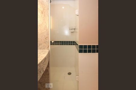 Studio à venda com 33m², 1 quarto e 1 vaga Studio à venda com 33m², 1 quarto e 1 vagaSuíte