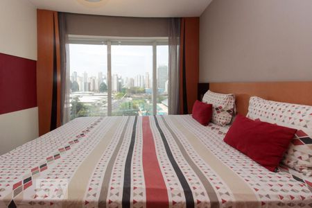 Studio à venda com 33m², 1 quarto e 1 vaga Studio à venda com 33m², 1 quarto e 1 vagaSuíte