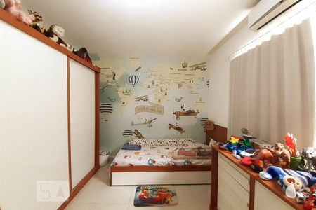 Casa à venda com 160m², 4 quartos e sem vaga Casa à venda com 160m², 4 quartos e sem vagaQuarto 2