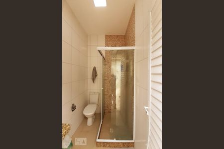 Casa à venda com 160m², 4 quartos e sem vaga Casa à venda com 160m², 4 quartos e sem vagaBanheiro