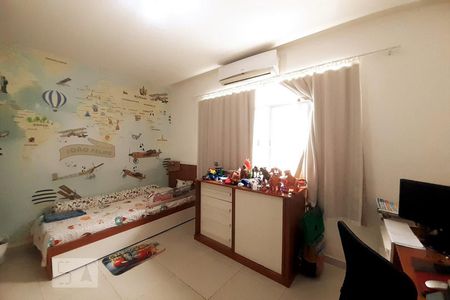 Casa à venda com 160m², 4 quartos e sem vaga Casa à venda com 160m², 4 quartos e sem vagaQuarto 2