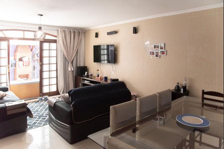 Sala de casa à venda com 7 quartos, 250m² em Jardim São Carlos (zona Leste), São Paulo