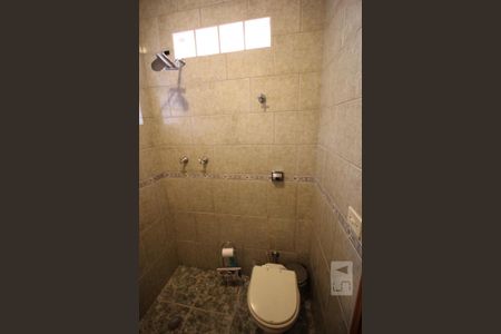 Casa à venda com 127m², 2 quartos e 1 vagaBanheiro