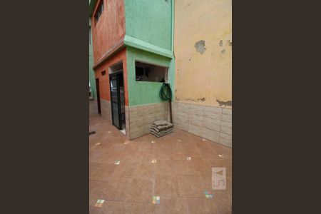 Casa à venda com 127m², 2 quartos e 1 vagaQuintal