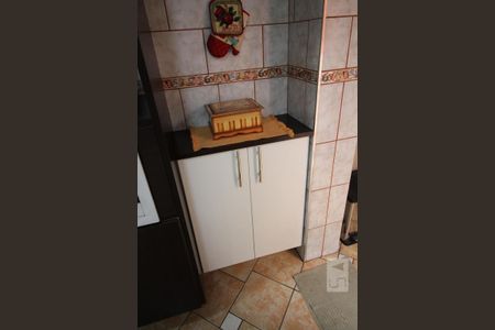 Casa à venda com 127m², 2 quartos e 1 vagaCozinha - Armários