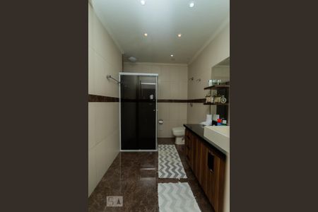 Apartamento à venda com 150m², 3 quartos e 1 vaga Apartamento à venda com 150m², 3 quartos e 1 vagaBanheiro Social