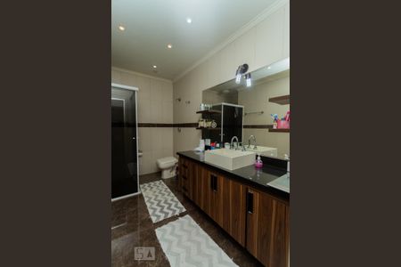 Apartamento à venda com 150m², 3 quartos e 1 vaga Apartamento à venda com 150m², 3 quartos e 1 vagaBanheiro Social