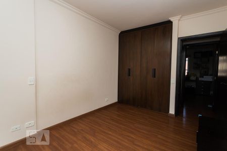 Apartamento à venda com 150m², 3 quartos e 1 vaga Apartamento à venda com 150m², 3 quartos e 1 vagaQuarto 2
