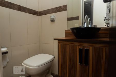 Apartamento à venda com 150m², 3 quartos e 1 vaga Apartamento à venda com 150m², 3 quartos e 1 vagaLavabo