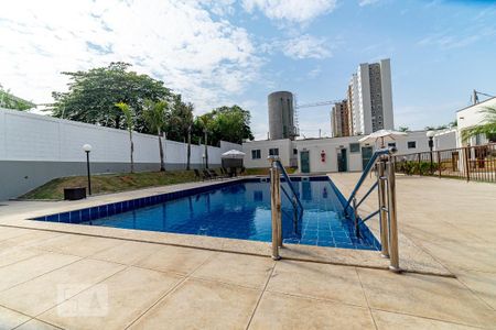 Apartamento à venda com 45m², 2 quartos e 1 vaga Apartamento à venda com 45m², 2 quartos e 1 vagaÁrea comum - piscina