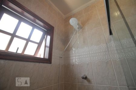 Casa à venda com 169m², 3 quartos e 3 vagasChuveiro