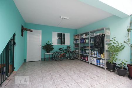 Casa à venda com 169m², 3 quartos e 3 vagasGaragem