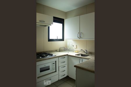 Apartamento para alugar com 110m², 2 quartos e 2 vagas Apartamento para alugar com 110m², 2 quartos e 2 vagasCozinha