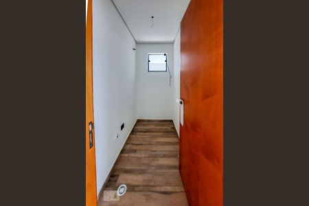 Casa à venda com 340m², 3 quartos e 6 vagas Casa à venda com 340m², 3 quartos e 6 vagasLavabo