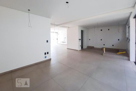 Casa à venda com 340m², 3 quartos e 6 vagas Casa à venda com 340m², 3 quartos e 6 vagascopa/Sala de Jantar