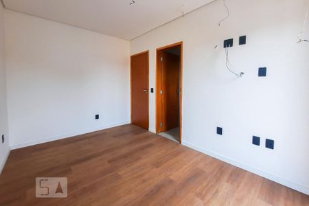 Casa à venda com 340m², 3 quartos e 6 vagas Casa à venda com 340m², 3 quartos e 6 vagasSuíte 1