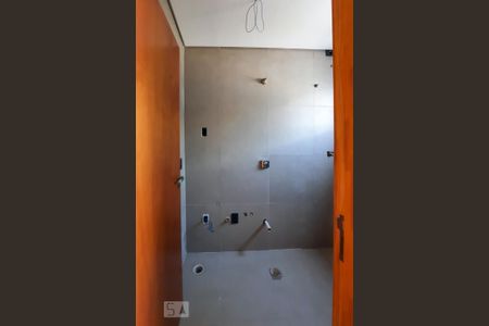 Casa à venda com 340m², 3 quartos e 6 vagas Casa à venda com 340m², 3 quartos e 6 vagasBanheiro da Suíte 3