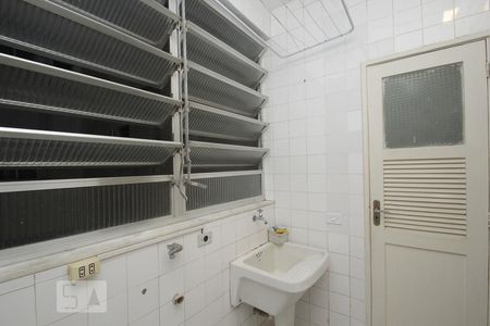 Apartamento à venda com 67m², 2 quartos e 1 vagaÁrea de Serviço
