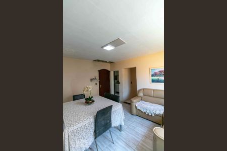 Apartamento à venda com 80m², 3 quartos e 5 vagasCopa