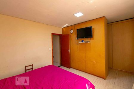Apartamento à venda com 80m², 3 quartos e 5 vagasQuarto 3