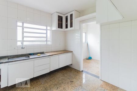 Apartamento para alugar com 70m², 2 quartos e 1 vaga Apartamento para alugar com 70m², 2 quartos e 1 vagaCozinha