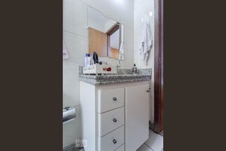 Apartamento à venda com 117m², 3 quartos e 2 vagasBanheiro da suíte