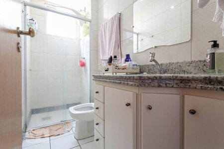 Apartamento à venda com 117m², 3 quartos e 2 vagasBanheiro da suíte