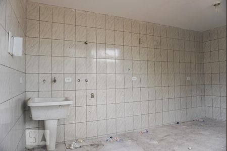 Casa à venda com 170m², 3 quartos e 4 vagas Casa à venda com 170m², 3 quartos e 4 vagasLavanderia