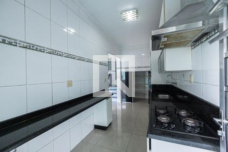 Casa à venda com 243m², 3 quartos e 2 vagasCopa e Cozinha