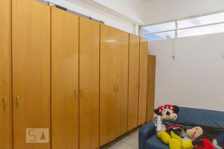 Casa à venda com 350m², 4 quartos e 2 vagasQuarto 4