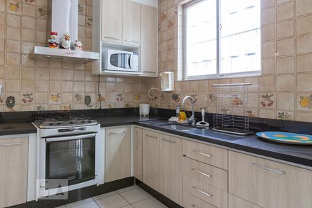 Casa à venda com 350m², 4 quartos e 2 vagasCozinha