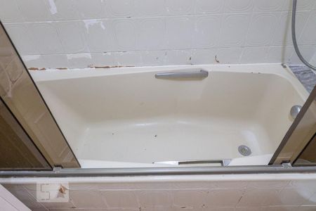 Casa à venda com 350m², 4 quartos e 2 vagasBanheiro da Suíte