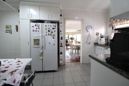 Apartamento para alugar com 169m², 3 quartos e 3 vagasCozinha
