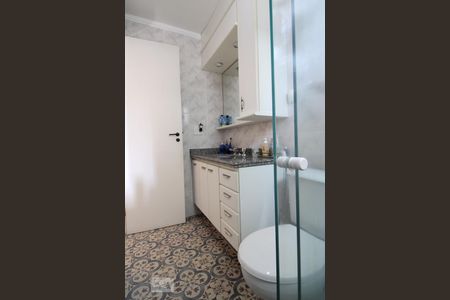 Apartamento para alugar com 169m², 3 quartos e 3 vagasBanheiro da suíte 2 