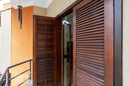 Casa de condomínio à venda com 136m², 3 quartos e 3 vagasSacada Quarto 3