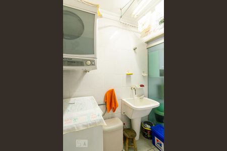 Casa de condomínio à venda com 136m², 3 quartos e 3 vagasÁrea de Serviço