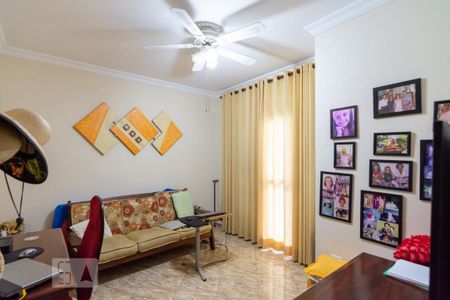 Casa de condomínio à venda com 136m², 3 quartos e 3 vagasQuarto 3