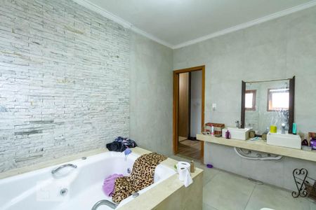 Casa à venda com 360m², 4 quartos e 1 vaga Casa à venda com 360m², 4 quartos e 1 vagaBanheiro da suíte 1